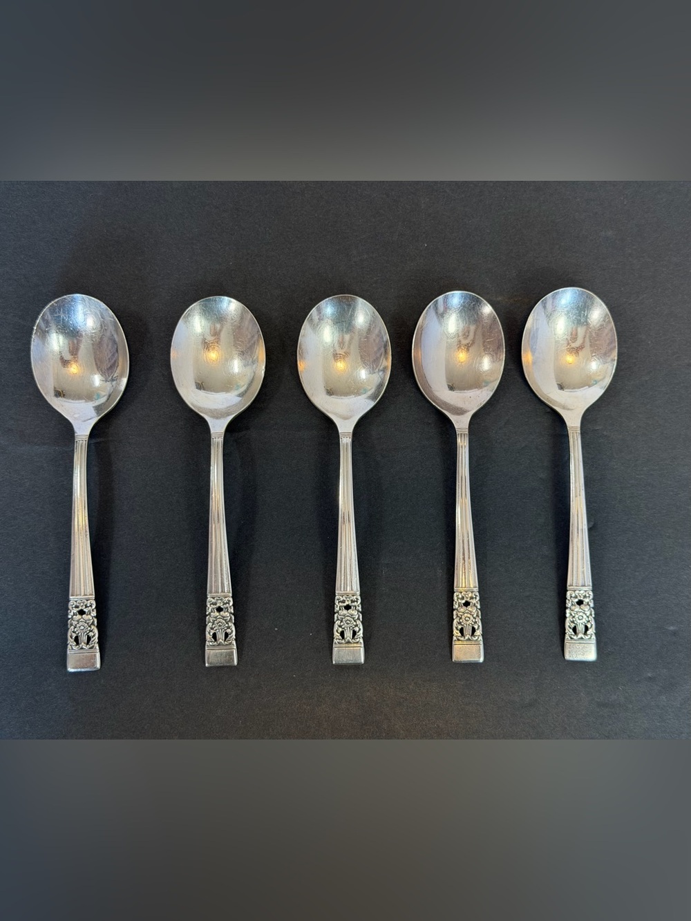 Community Plate Coronation Oneida Silver-Plate Round Bowl 6” Teaspoons Set of 5